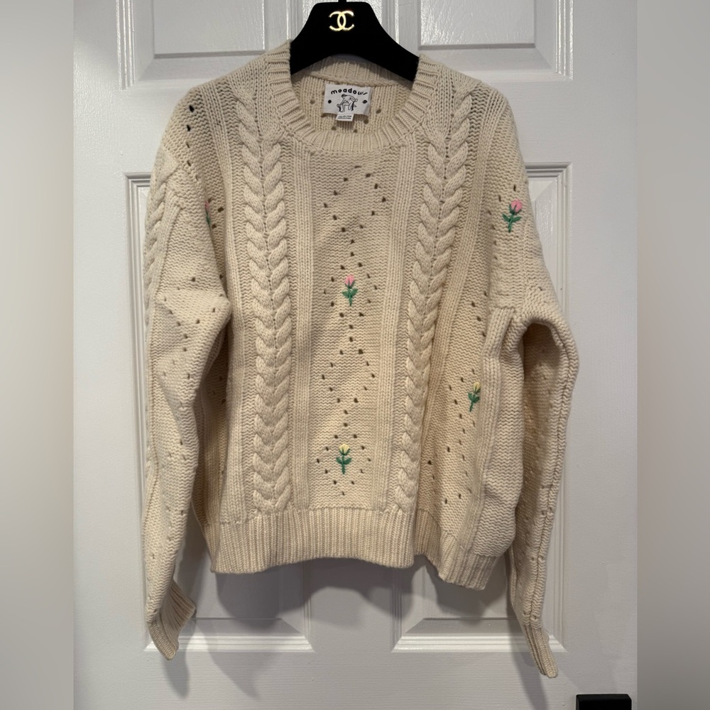 MEADOWS Knit Wool jumper sweater embroidered w/ flowers. Cottagecore Preppy US 4
